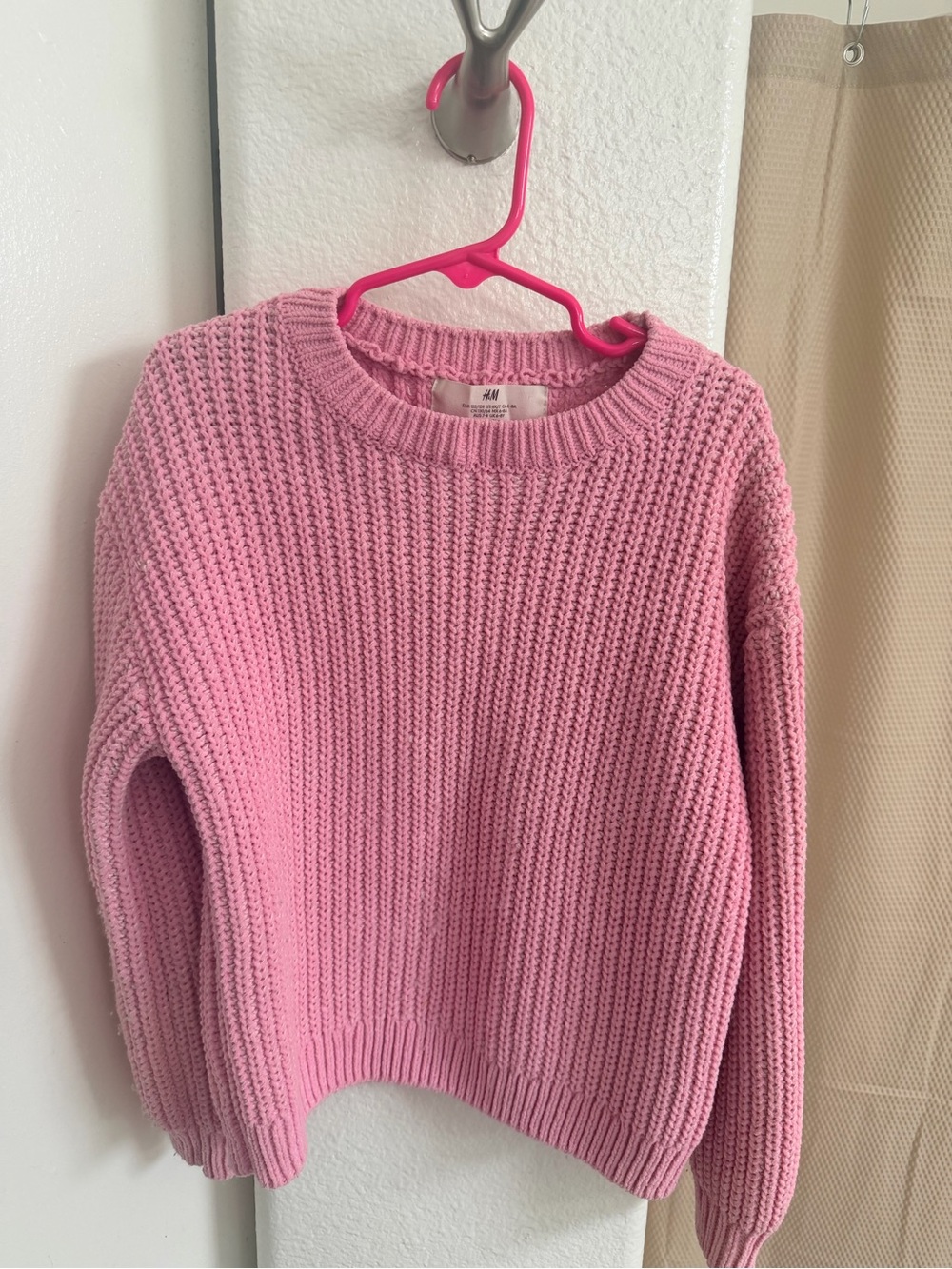 H&M Bubblegum Pink Ribbed Crewneck size 6/7 & blue Sweater 10/12